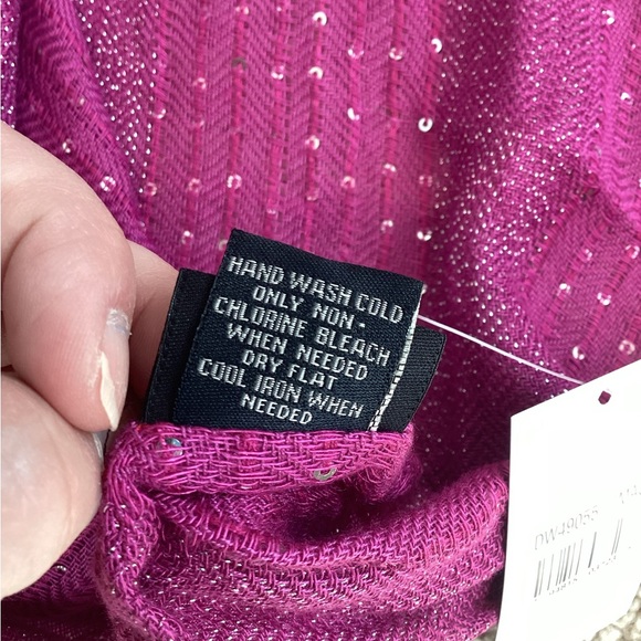NWT Cejon Magenta silver thread & sequins womens infinity scarf | lightweight - Picture 7 of 10